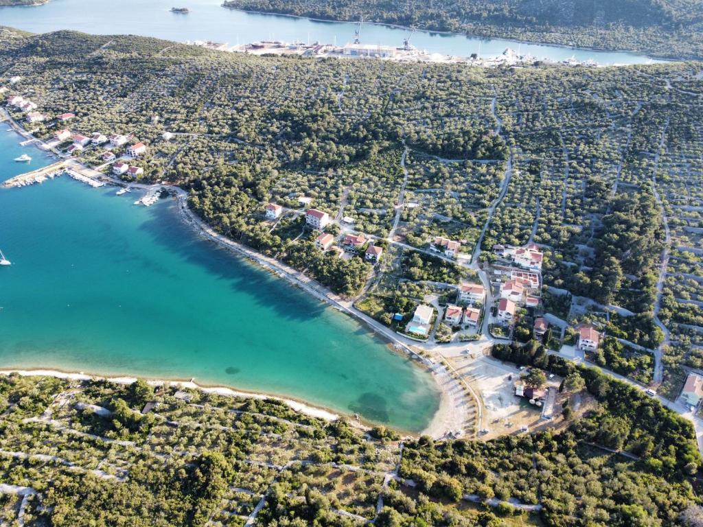 an aerial view of a beach and a body of water at Apartman Sorelle in Kali