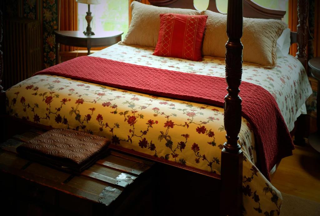 Guilford Bed and Breakfast - Deluxe Double Room With Bath