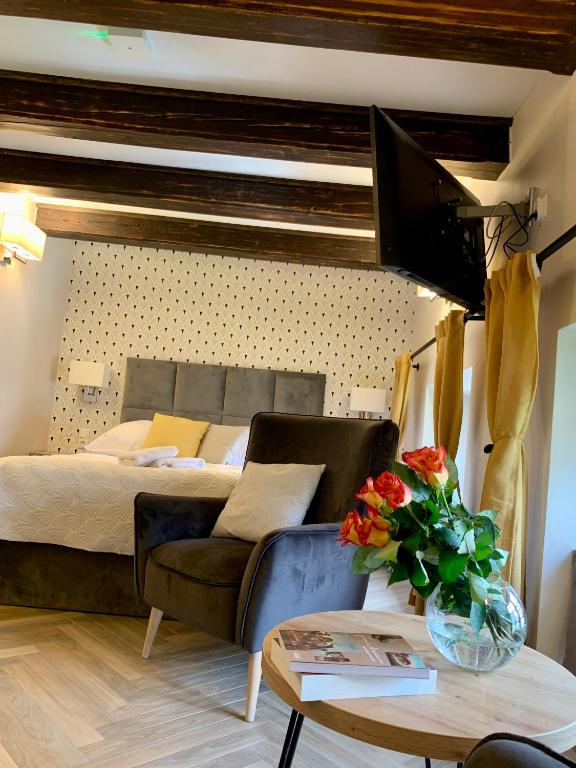 Dawna Synagoga Beitenu - 5