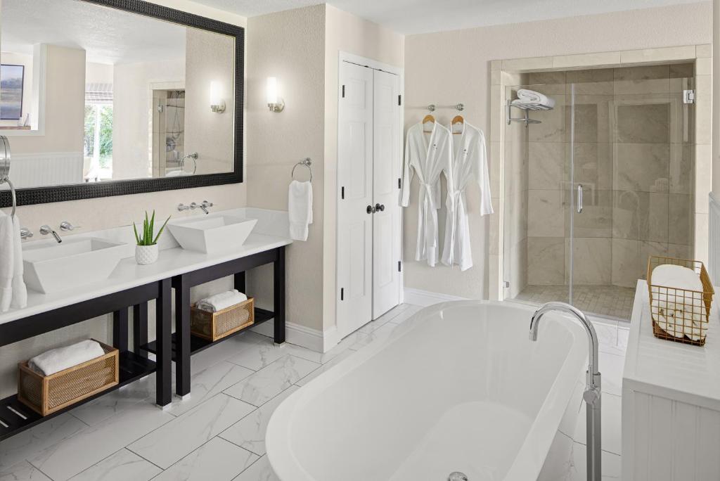 Milliken Creek Inn - Brookwood