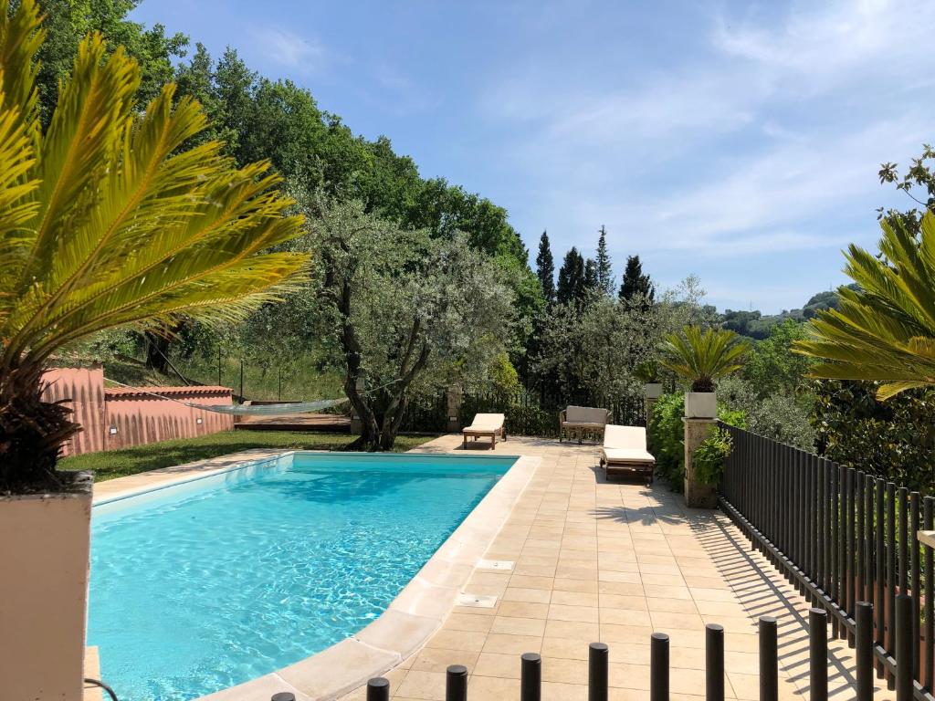 Villino con piscina