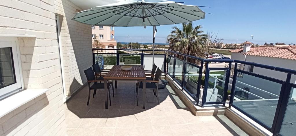 Balkón alebo terasa v ubytovaní Family Beach Agua Marina