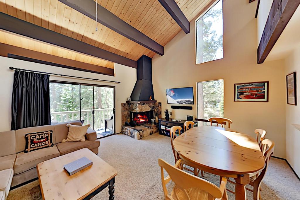 Kingswood Village 244, Kings Beach (updated prices 2024)