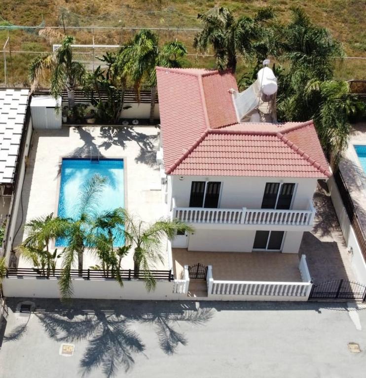 Piscina a Villa Agnes o a prop