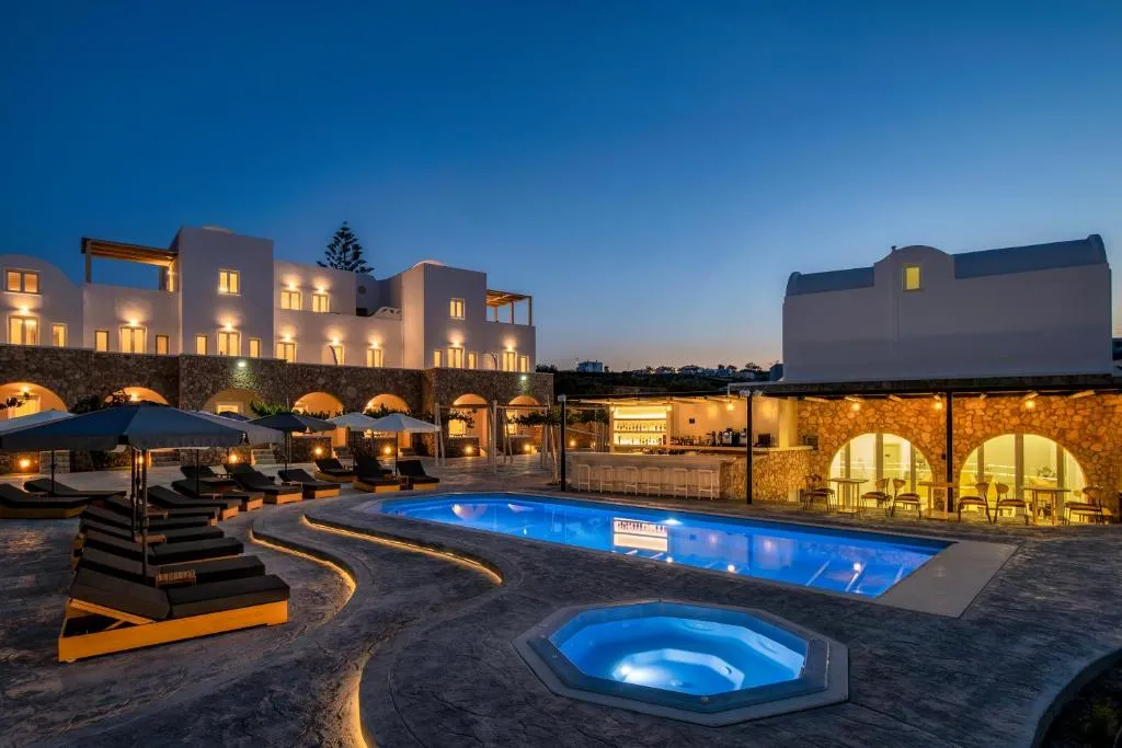 Aelia Luxury Suites in Santorini