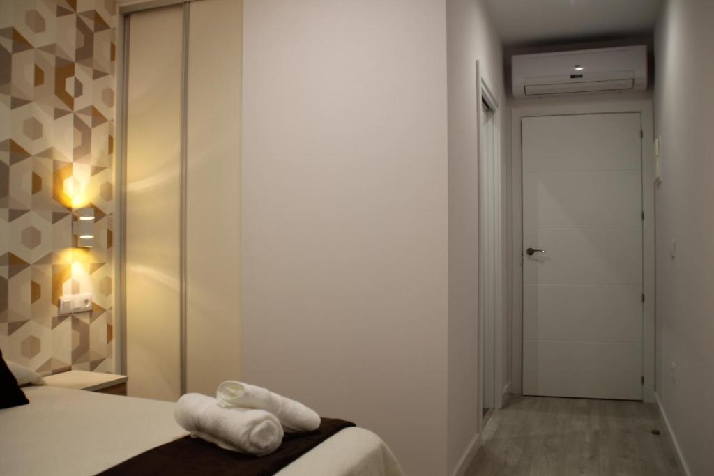 Baixo a Lua Rooming - Double Room With Private Bathroom