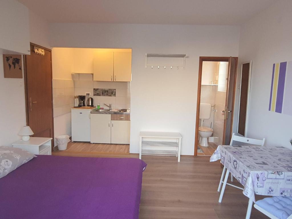 Apartments Crikvenica Megan 2 - Studio Avec Balcon