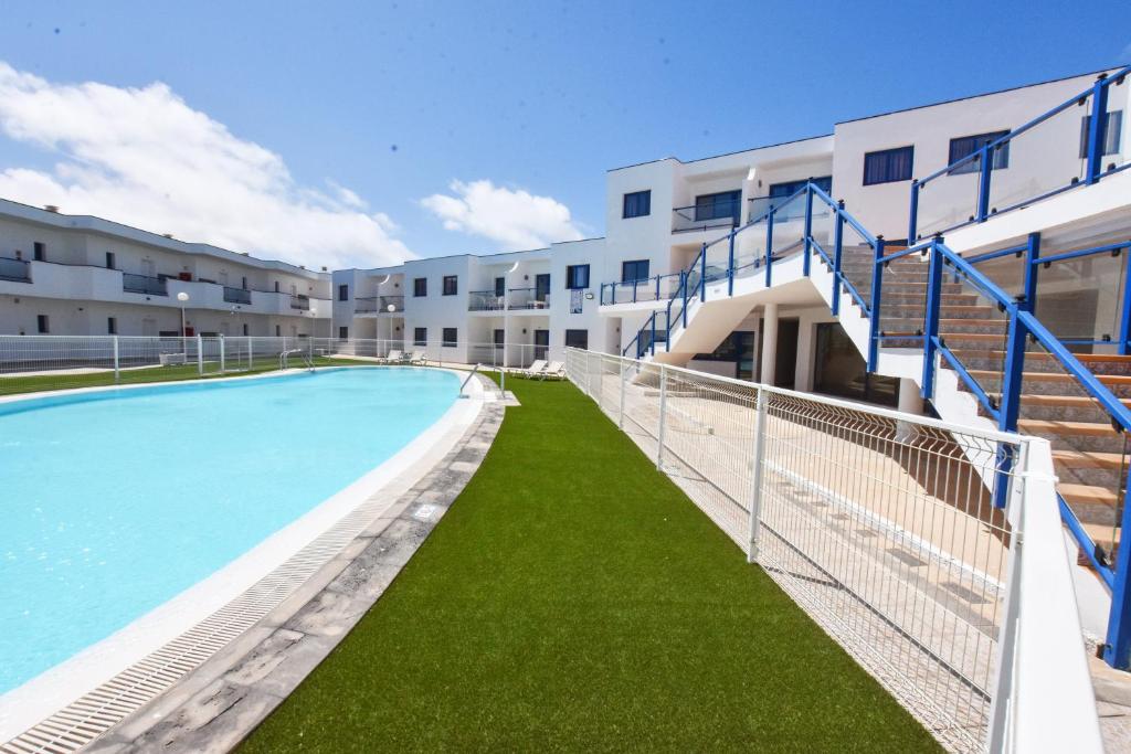 The swimming pool at or close to Book Jet - Costa Calma Sun & Pool
