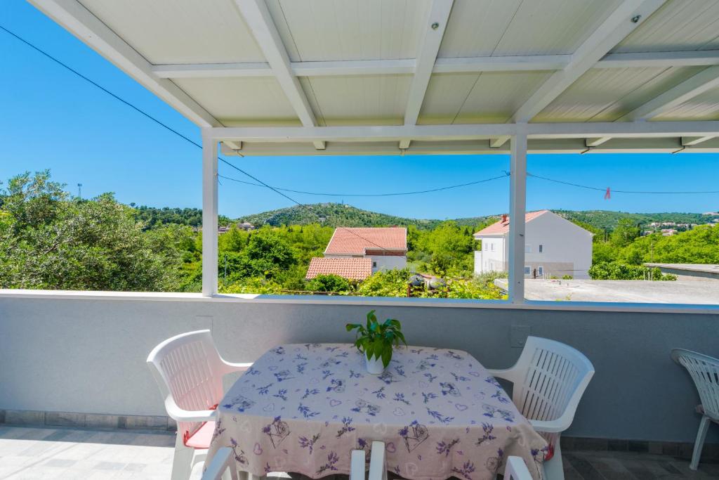 Balkón alebo terasa v ubytovaní Apartments Vukelic