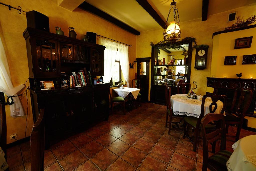 Restaurace v ubytování Stylowy Zajazd Pod Czarnym Kogutem