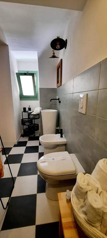 A bathroom at A Calata