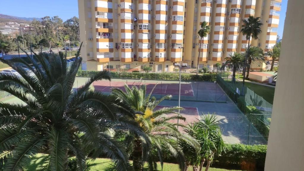 Tenis alebo squash v ubytovaní ALGARROBO-COSTA alebo jeho okolí