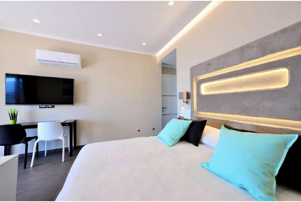 Telewizja i/lub zestaw kina domowego w obiekcie Amalfi Blu Retreat