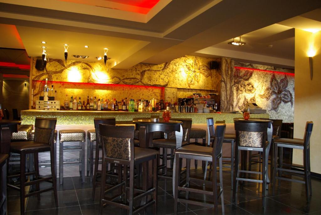 Nápoje v ubytování Dion Hotel
