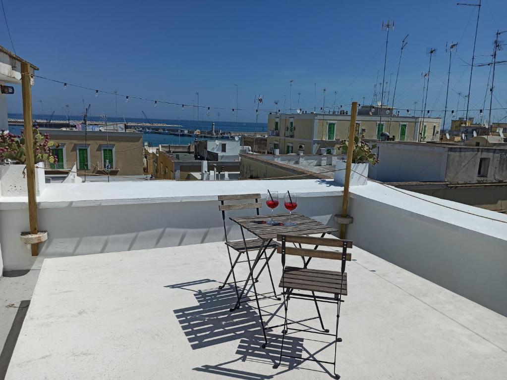 A balcony or terrace at vistafaro55