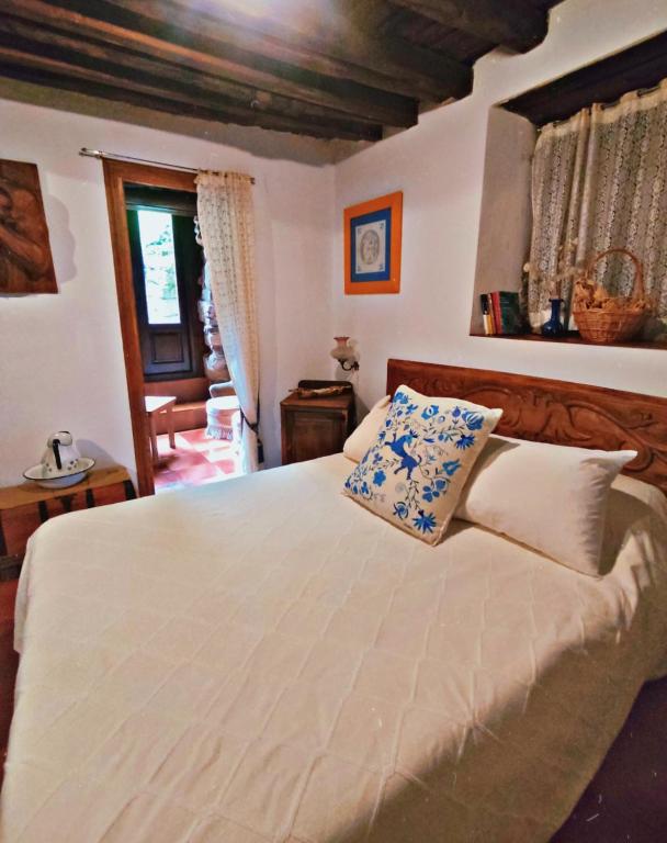 Casa Lucia - Double Room With Private Bathroom
