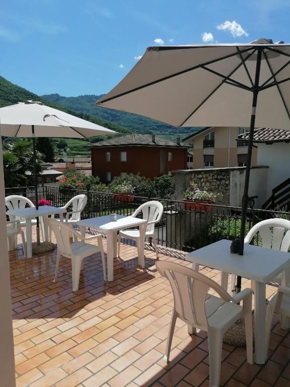 Výhľad na hory alebo výhľad na hory priamo z of the bed and breakfast