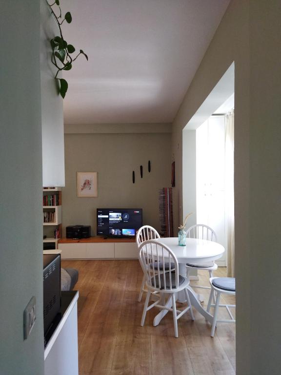 Diti Cozy Apartment - Image 8