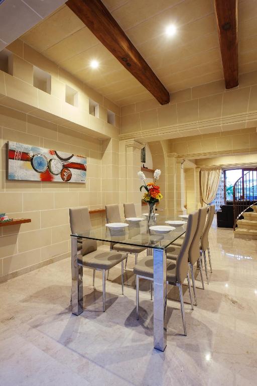 Carini Farmhouses - Villa De Quatre Chambres Avec Piscine Privée