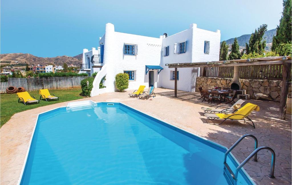 Gorgeous Home In Pomos
