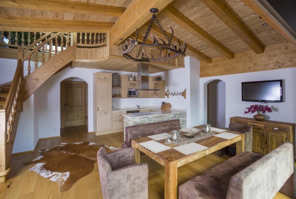 Kuchyň nebo kuchyňský kout v ubytování Hotel Garni Zimmermann