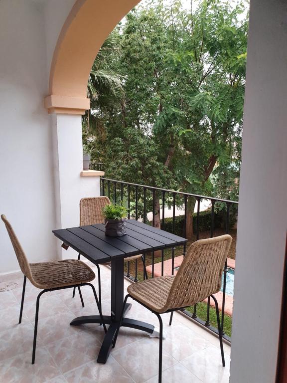 Balkón nebo terasa v ubytování Lovely Apartment in Denia; El Patio