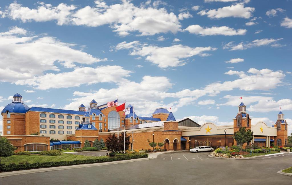 a rendering of the exterior of a resort at Ameristar Casino Hotel Council Bluffs in Council Bluffs