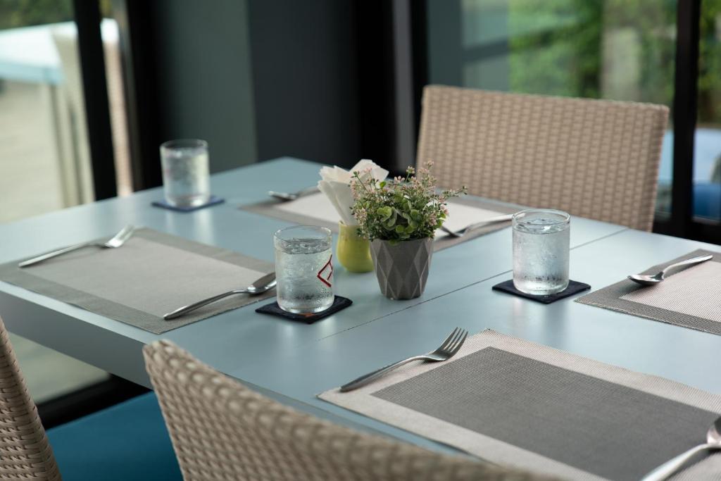 Krabi SeaBass Hotel - Resim 28