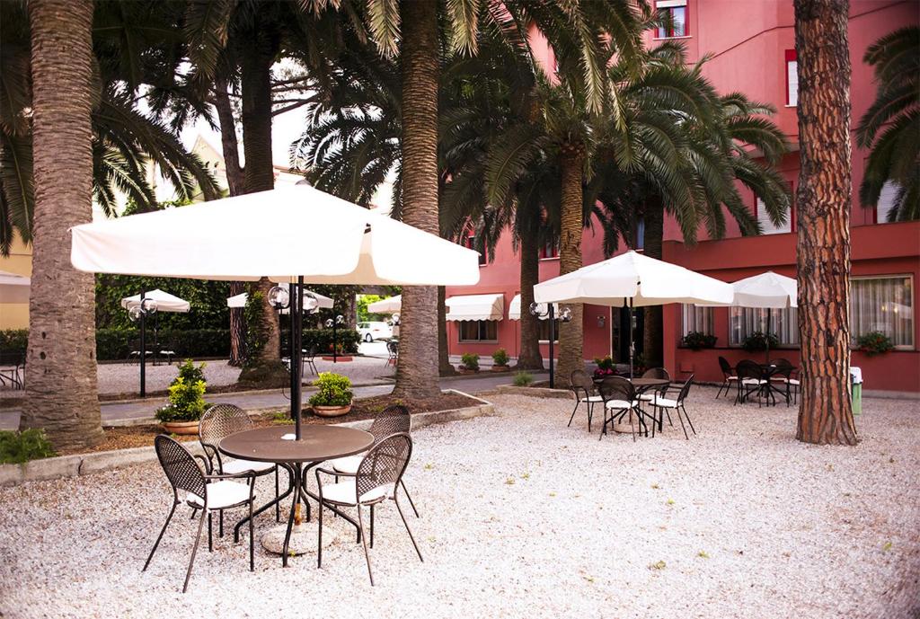 Restaurace v ubytování Hotel Palme