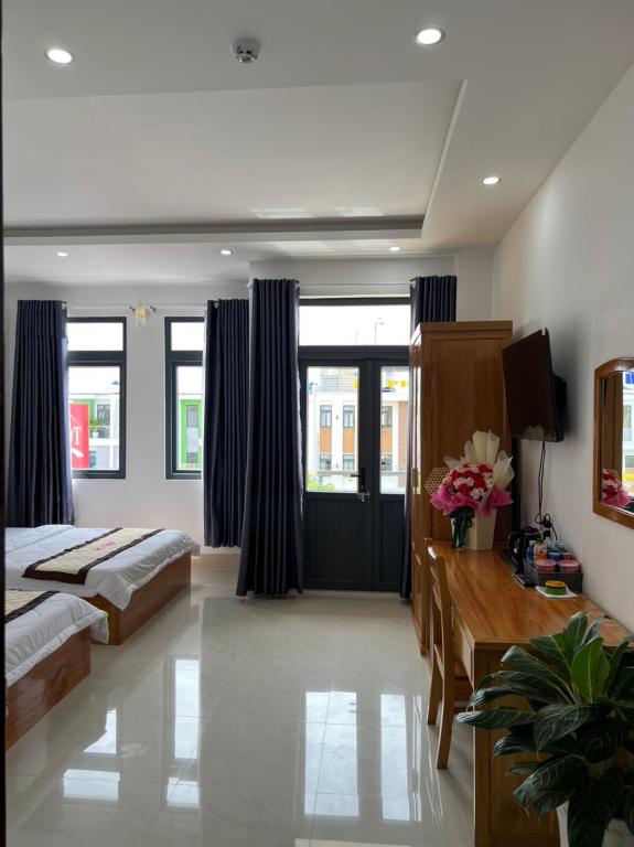 ĐỨC THẠNH HOTEL - Luxe Viervoudige Kamer