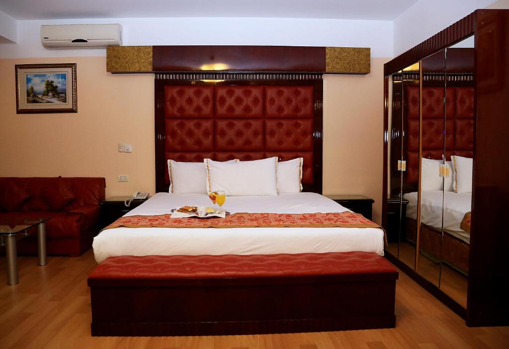 Postel nebo postele na pokoji v ubytování Hotel Princesa