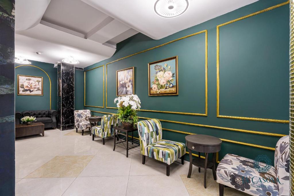 Khu vực ghế ngồi tại La Casona Hotel