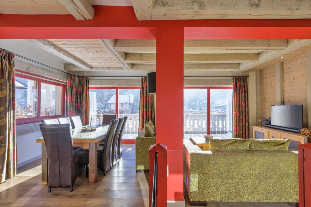 Televízia a/alebo spoločenská miestnosť v ubytovaní La Blaitière - Luxe Apart Center Chamonix , Next to Piste Planard - By Cozee Rentals