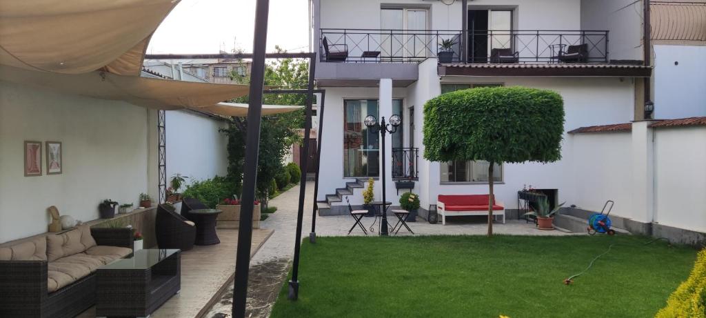 Garden Lounge Hotel