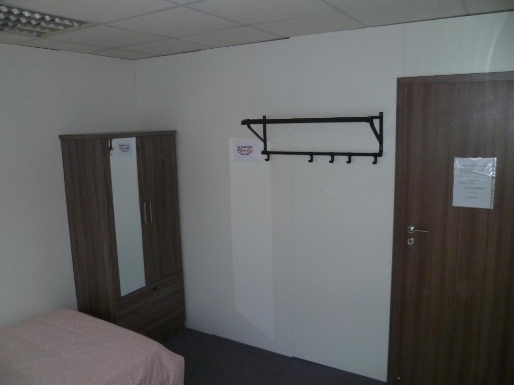 Datacom Guest House - Kleine Tweelingzaal