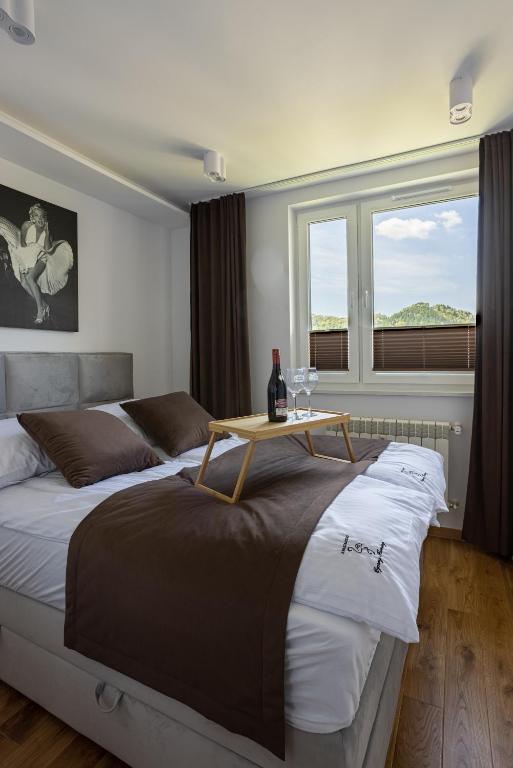 Apartament Czarny Flaming - Housity