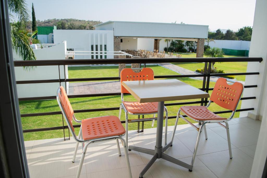 Hotel Aquetzalli - Habitación Gemela Con Vista A La Piscina