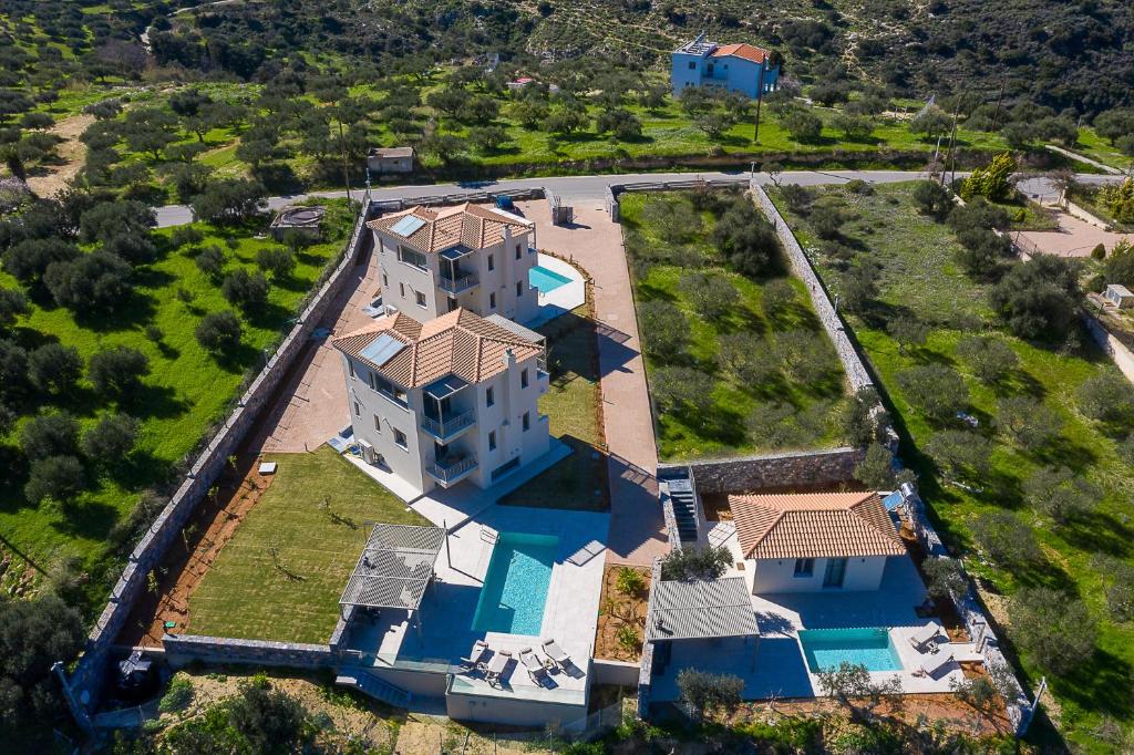 Bazén v ubytovaní Utopia Luxury Villas alebo v jeho blízkosti
