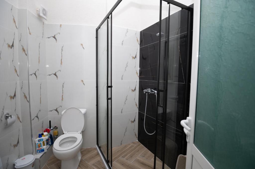 Elton Home Tushemisht - Imazhi 15
