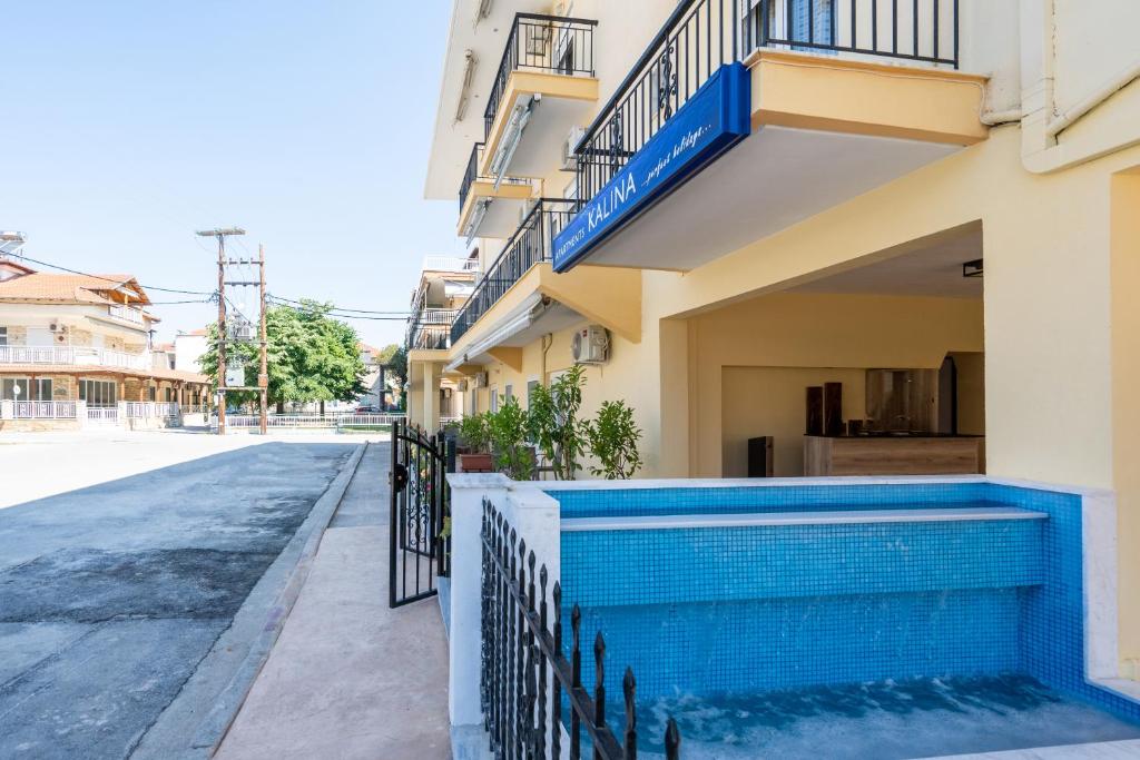 Budova, kde se aparthotel nachází