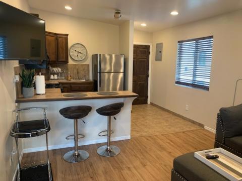 Corporate Manor - Apartment