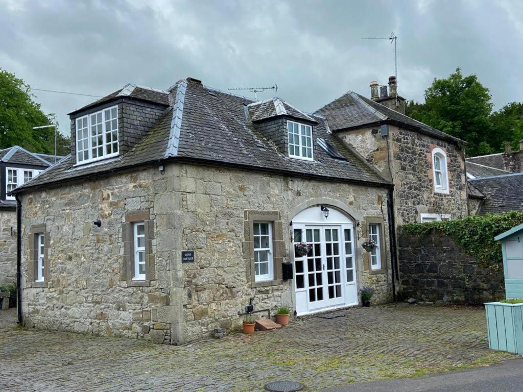 Gallery image of Charming Barn Conversion on Private Estate in Symington