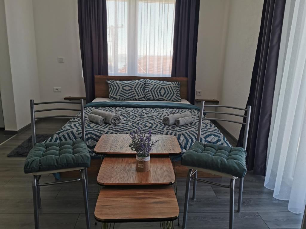 Posezení v ubytování GOPO Guesthouse Elshani