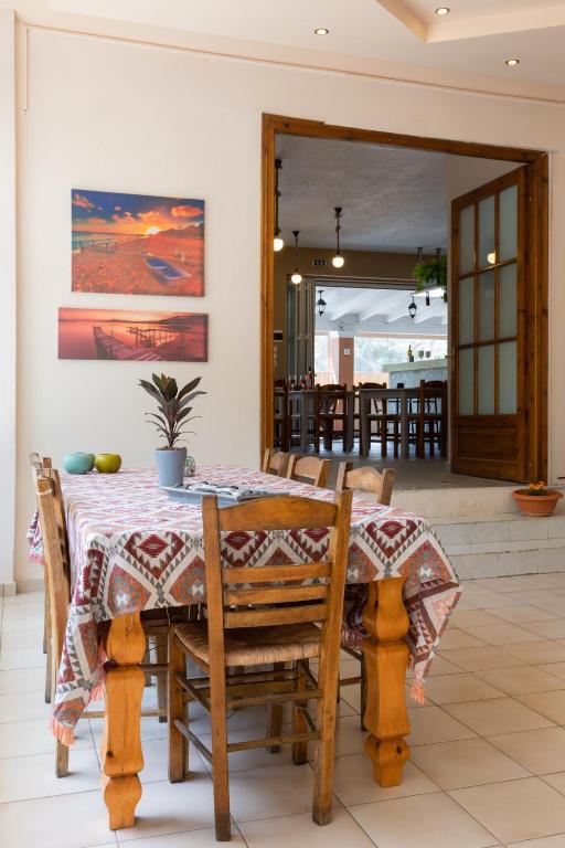 Fotografie z fotogalerie ubytování Wilde Rose Hotel v destinaci Dassia