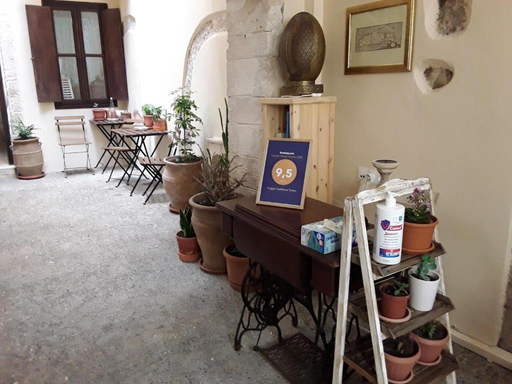 Príslušenstvo na prípravu kávy alebo čaju v ubytovaní Loggia Traditional Suites