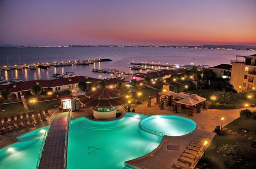 Diamond Apart Complex Deluxe One Bedroom Apartment