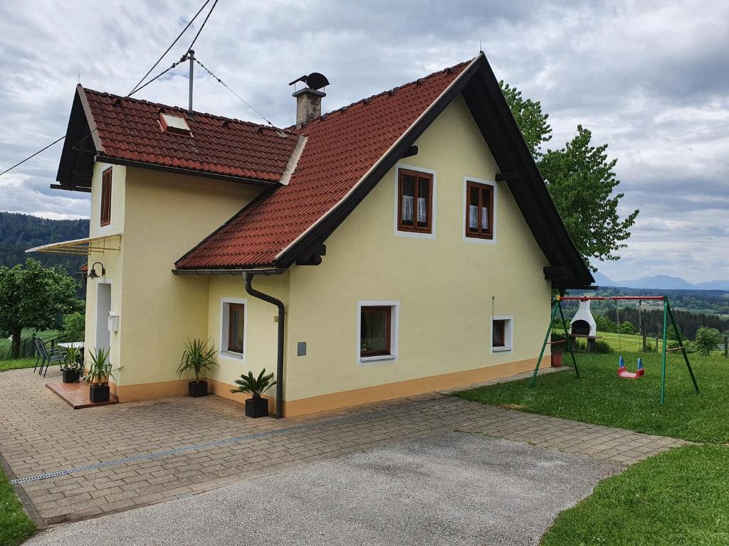 Budova, kde se prázdninový dům nachází