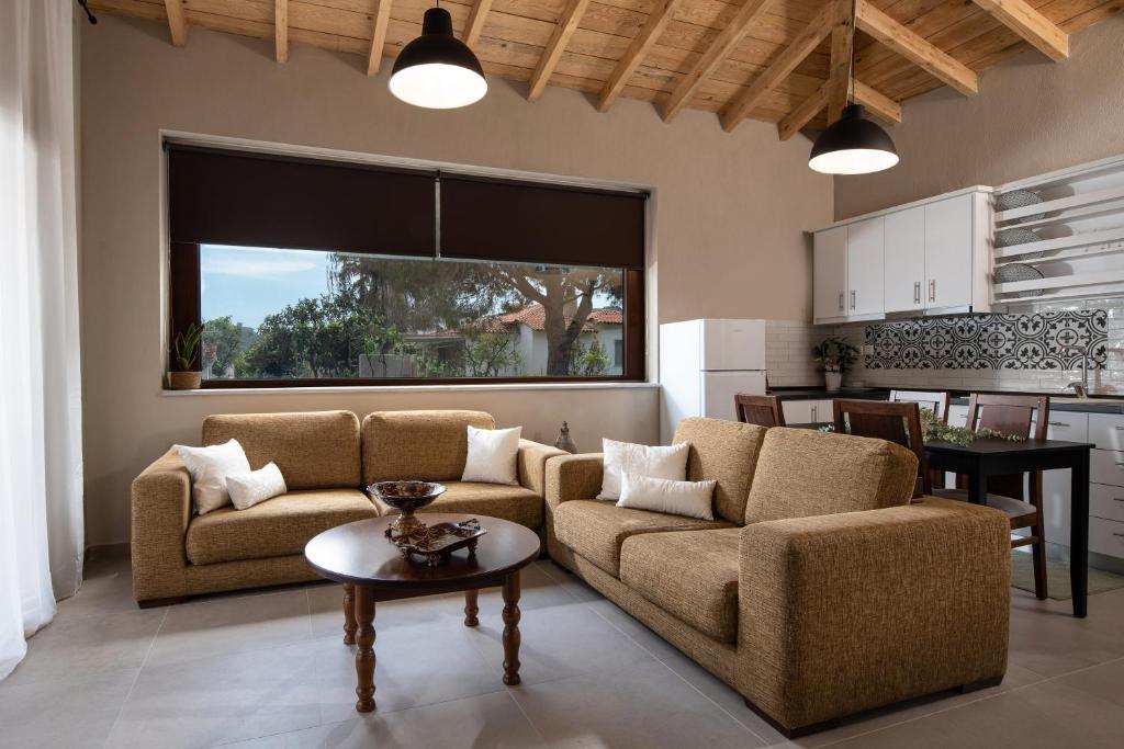 Posezení v ubytování Athos View - Golden Fig Sykia lodge