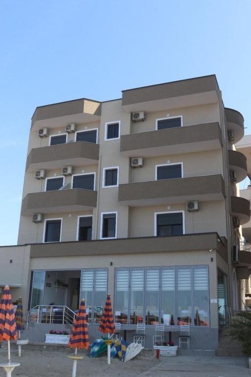 Hoone, kus hotell asub