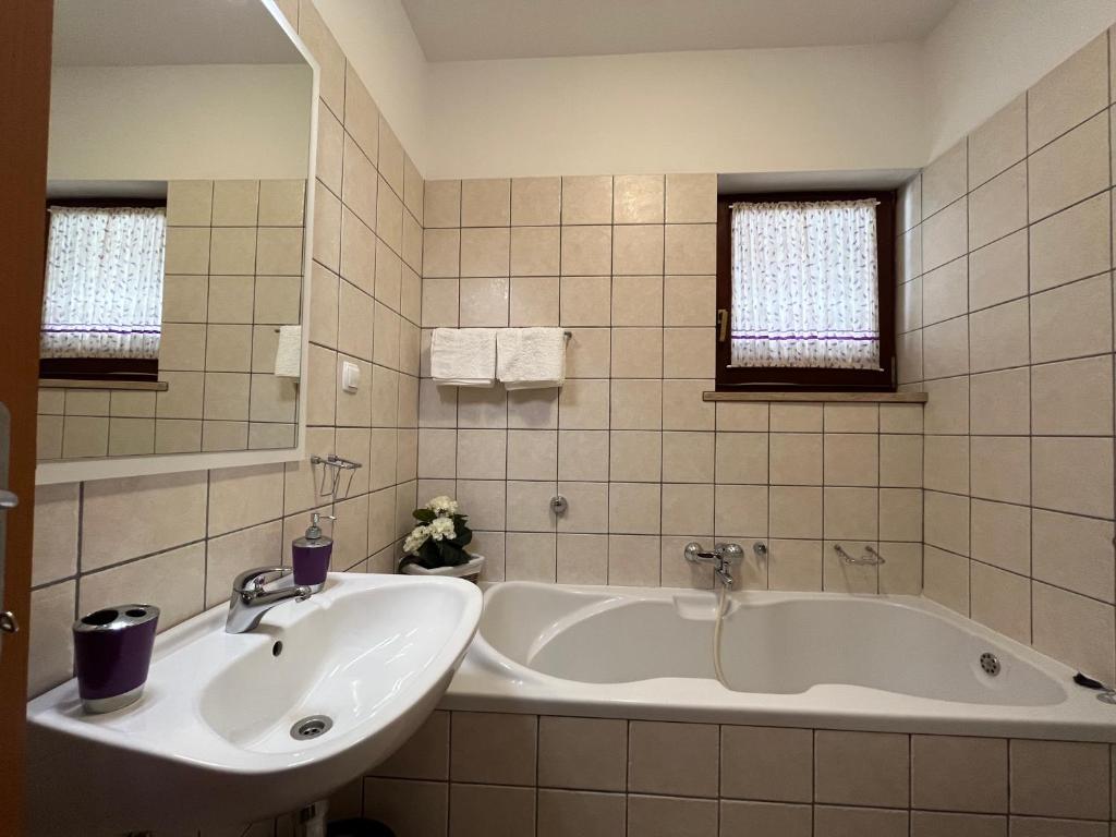 Fotografie z fotogalerie ubytování Apartmani Tomljanović v destinaci Senj